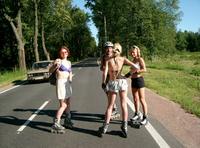 Some local skaters on the road to Pushkin